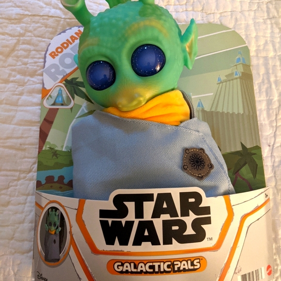 Star Wars Galactic Pals - Rodian - Picture 1 of 3